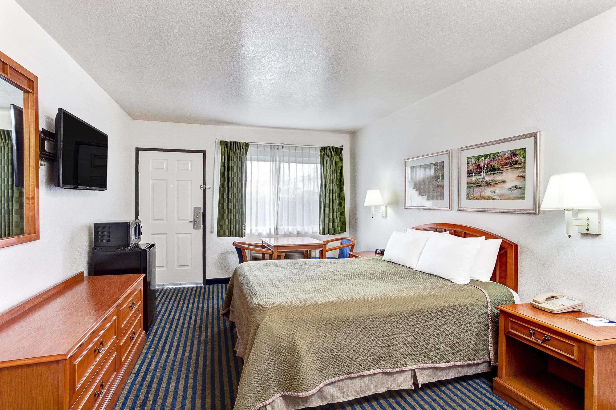 Motel Travelodge By Wyndham Hollywood-vermont/sunset 2*