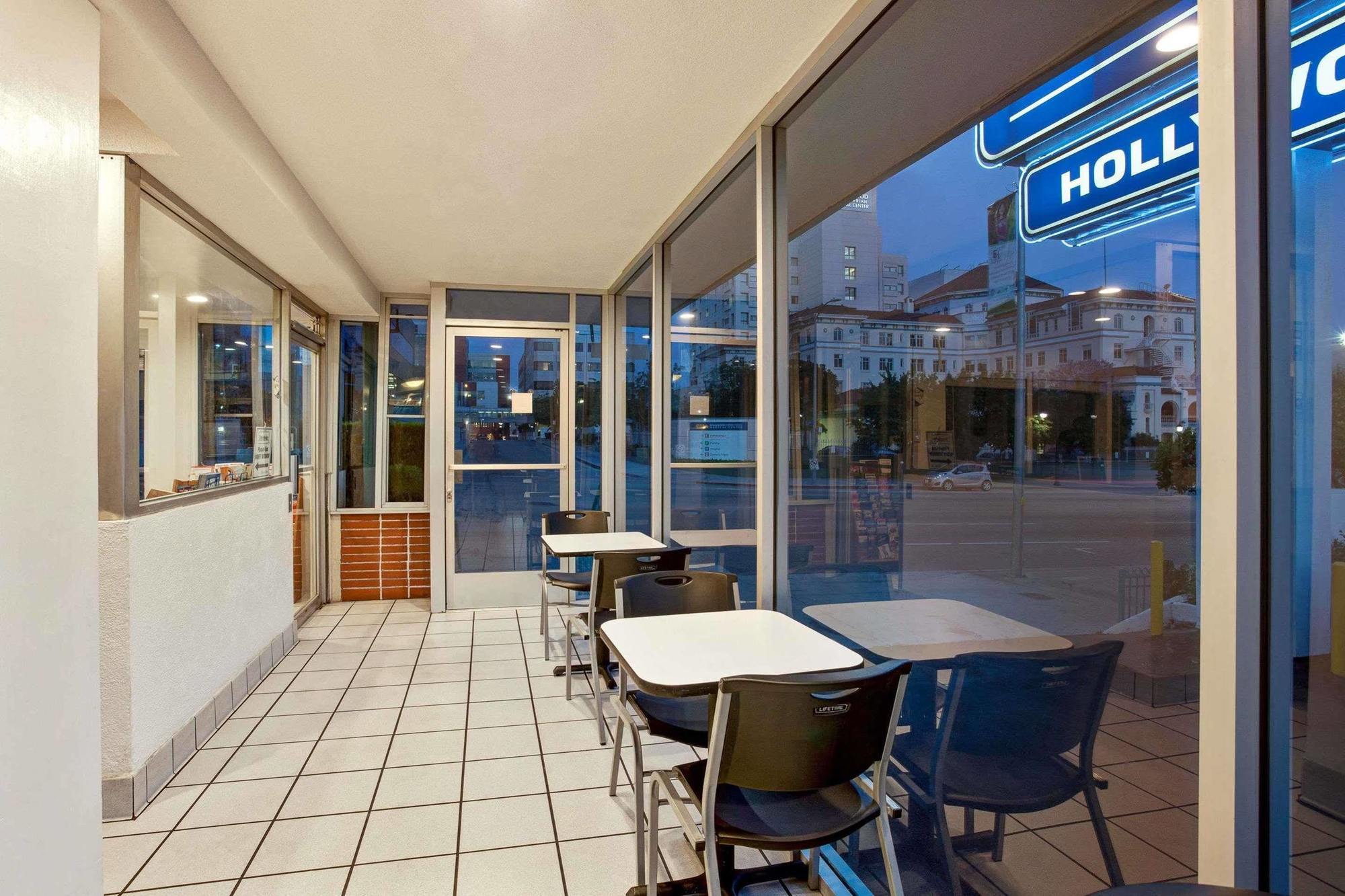 Motel Travelodge By Wyndham Hollywood-vermont/sunset