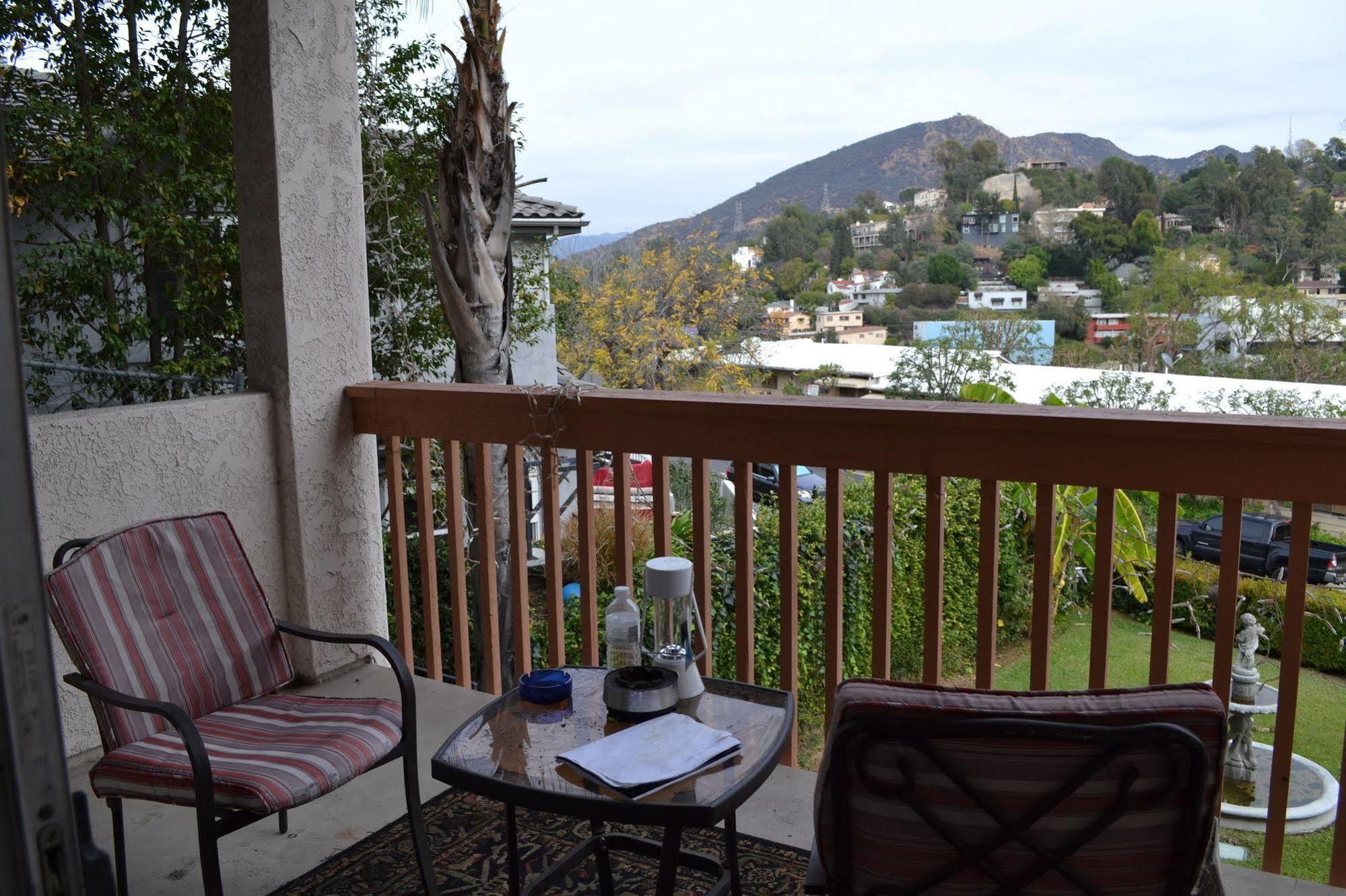 In Hollywood Hills Acomodação com café da manhã  Los Angeles
