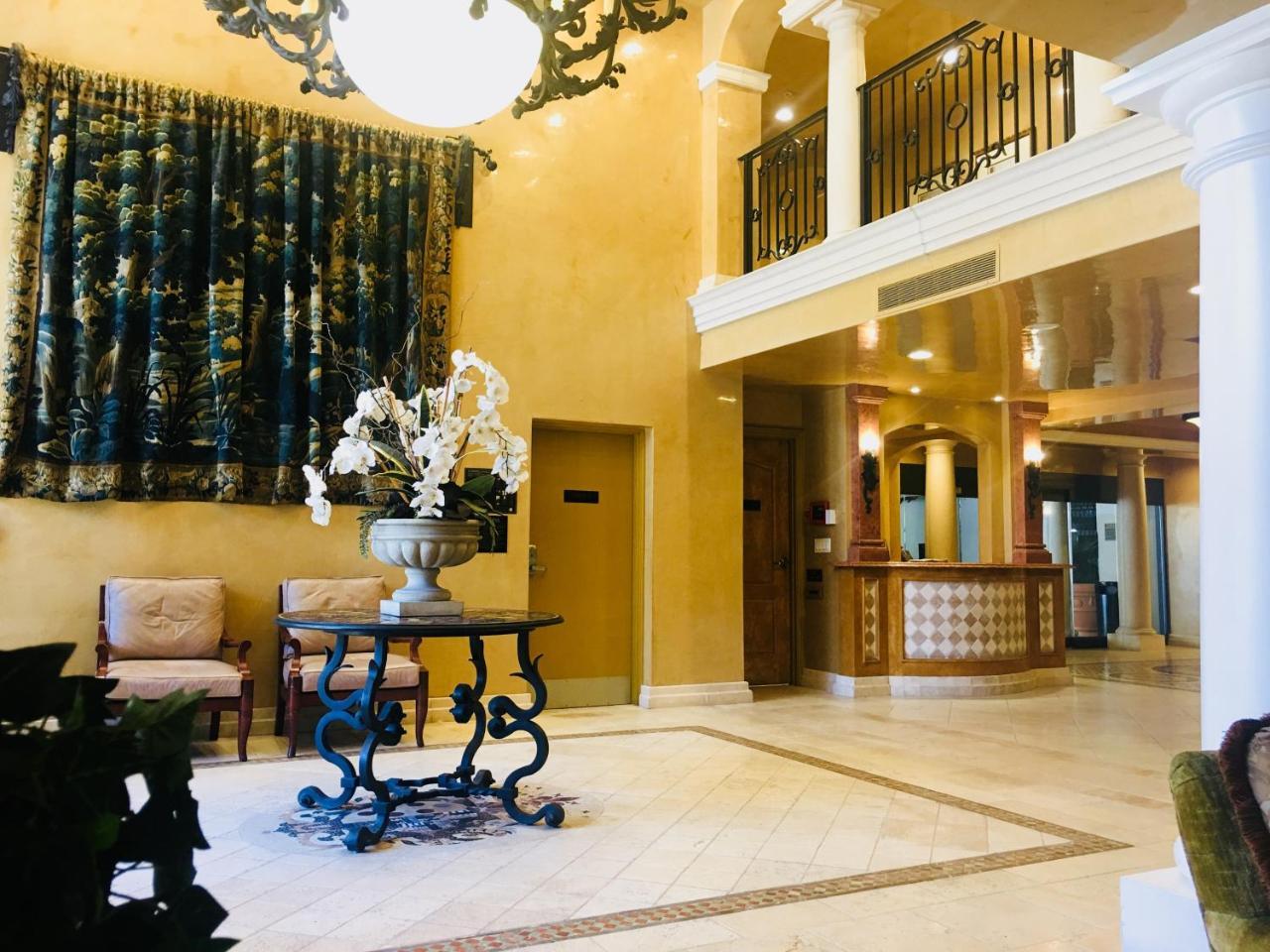 Apartment New Luxury Dt La Apt- Pool, Gym, Staple Center