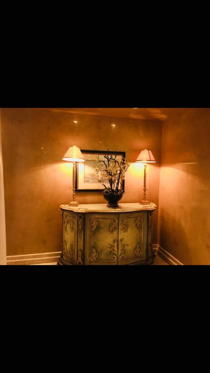 New Luxury Dt La Apt- Pool, Gym, Staple Center Apartment *