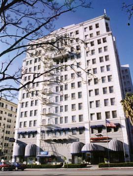 Wilshire Royale Howard Johnson Hotel Los Angeles