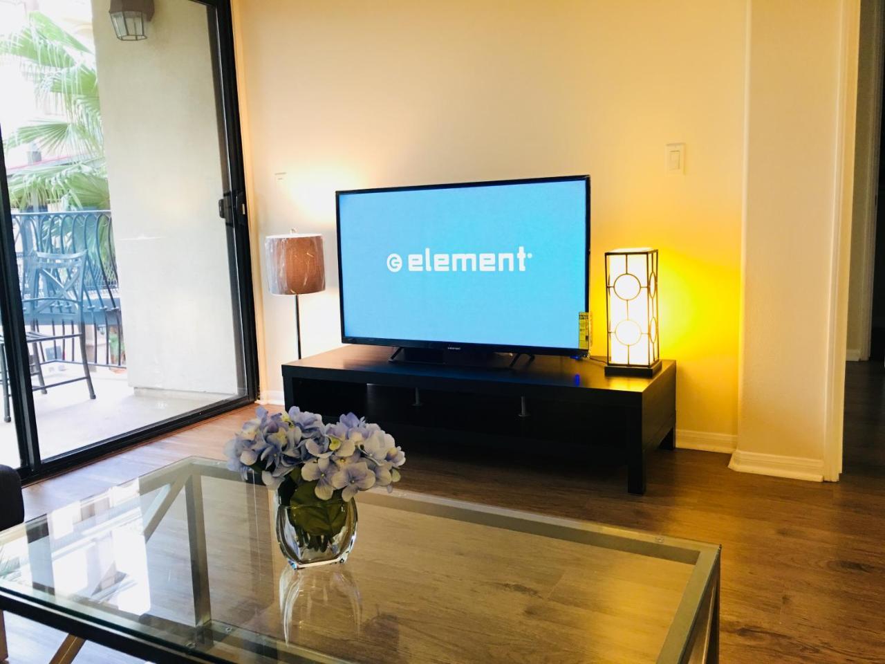 Apartment New Luxury Dt La Apt- Pool, Gym, Staple Center *