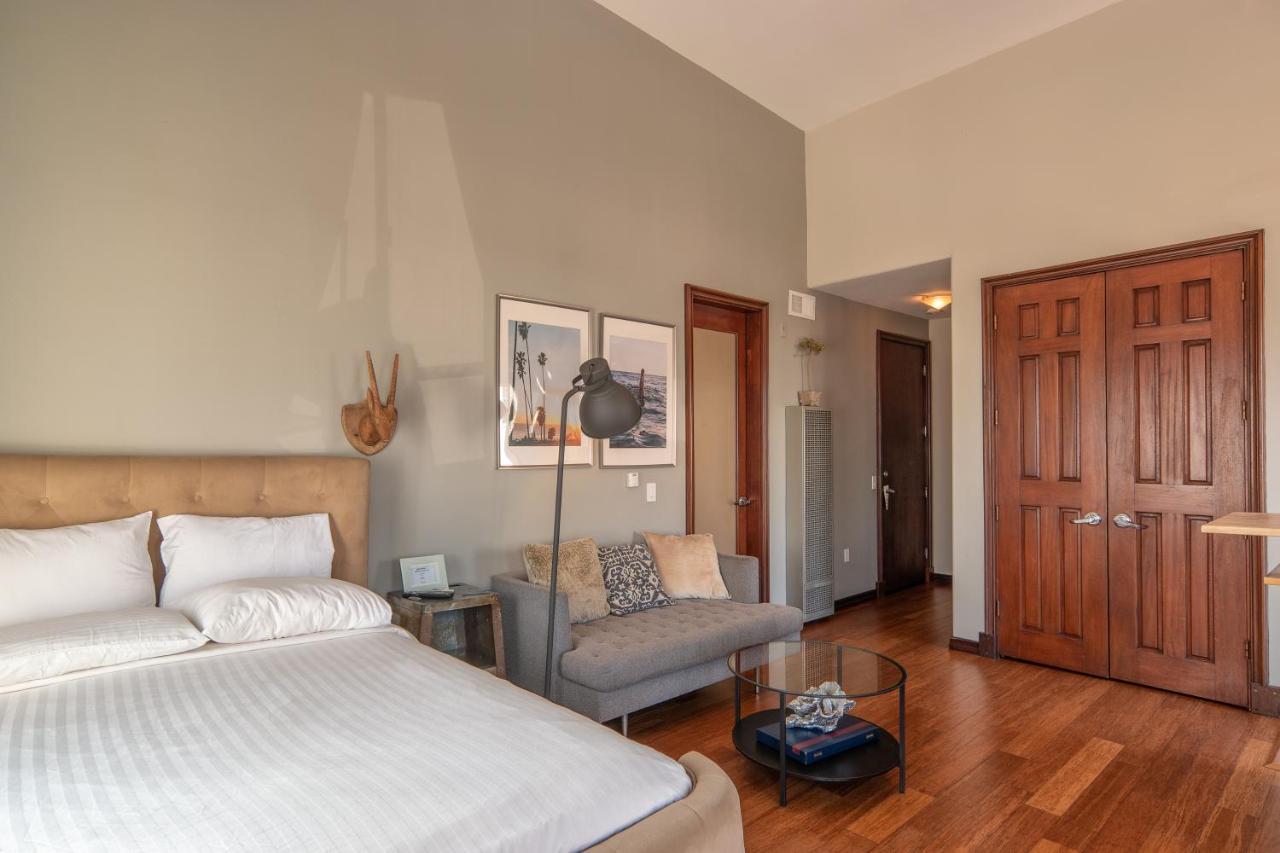 Ocean Luxury Lofts And *