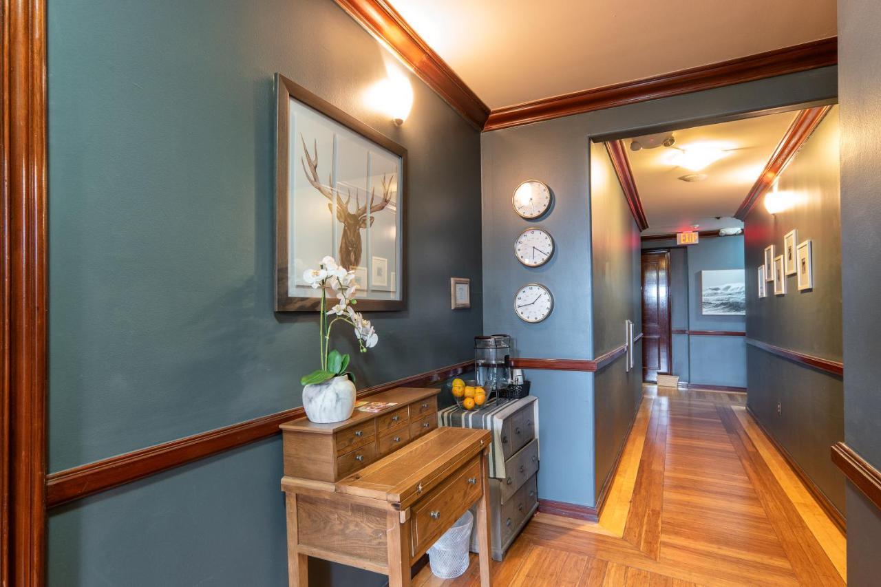 Ocean Luxury Lofts And Apartment