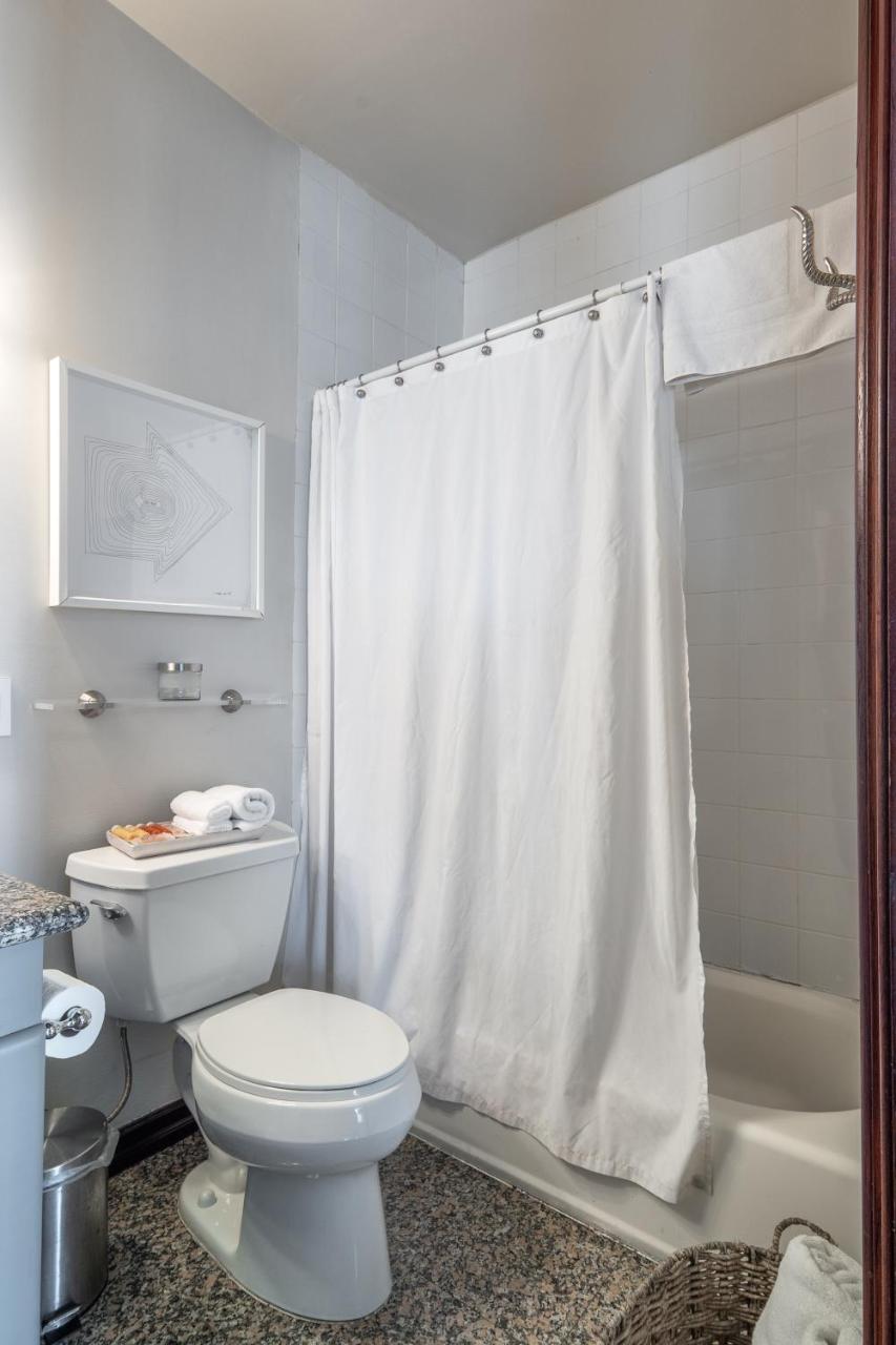 Ocean Luxury Lofts And Apartment *