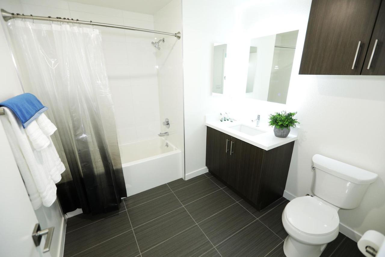 Aparthotel Hollywood Metropolitan Suites