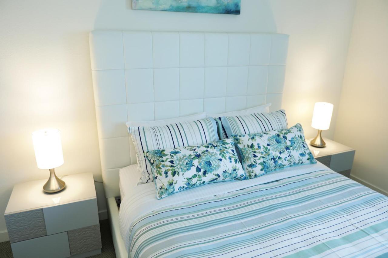 Hollywood Landmark Suites Aparthotel