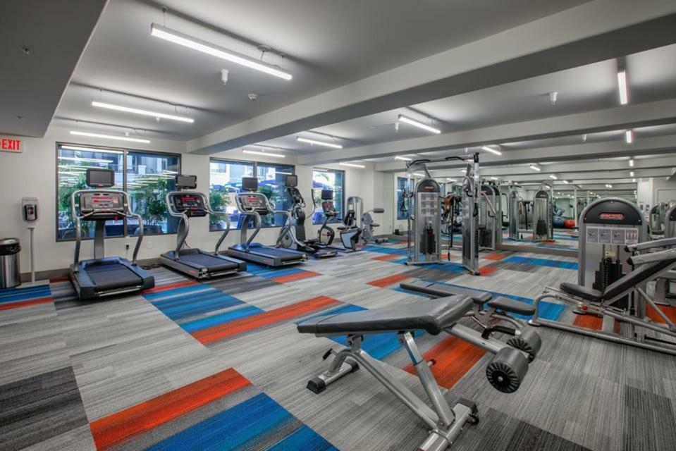 Apartamento Oakwood At The Adler Los Angeles