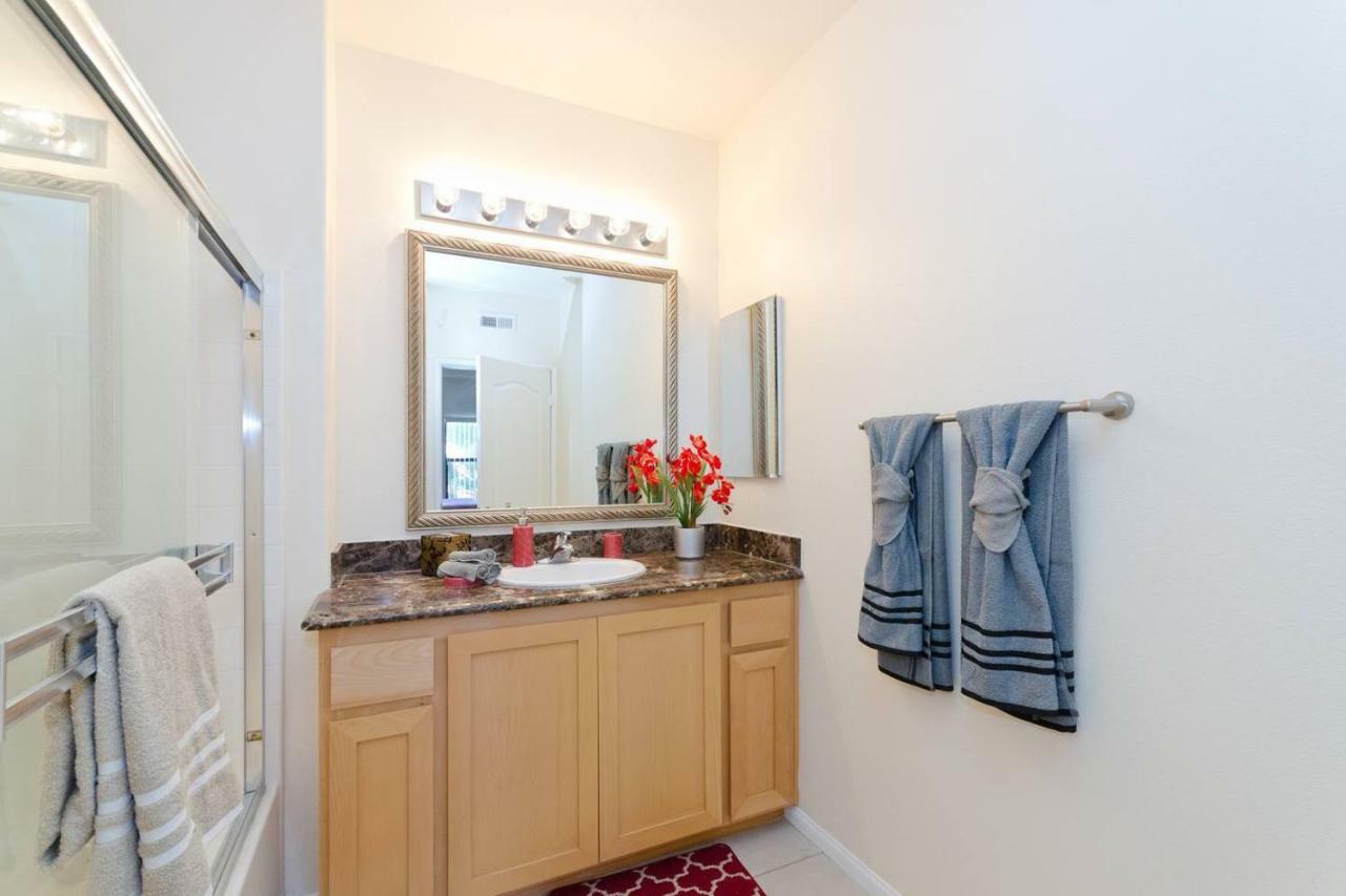 Downtown La Mediterranean Apartment Los Angeles