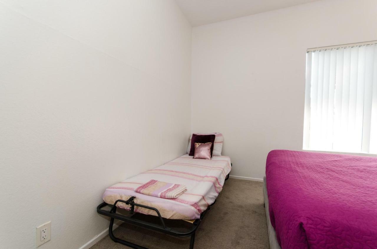 Cozy Walk Of Fame Studio Apartment *