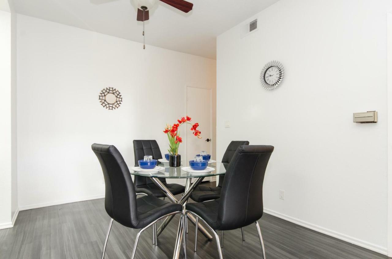 Cozy Walk Of Fame Studio Apartment Los Angeles