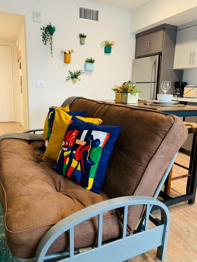 Mojave Studio In Hollywood Apartment *