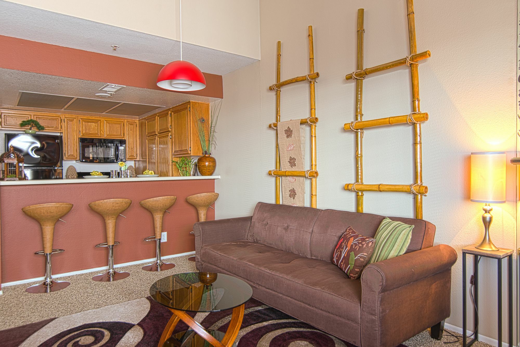 Hollywood Gateway Apartment