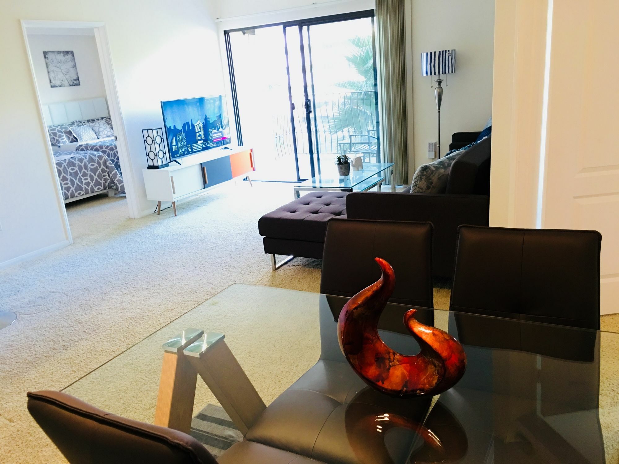 New Luxury Dt La Apt- Pool, Gym, Staple Center