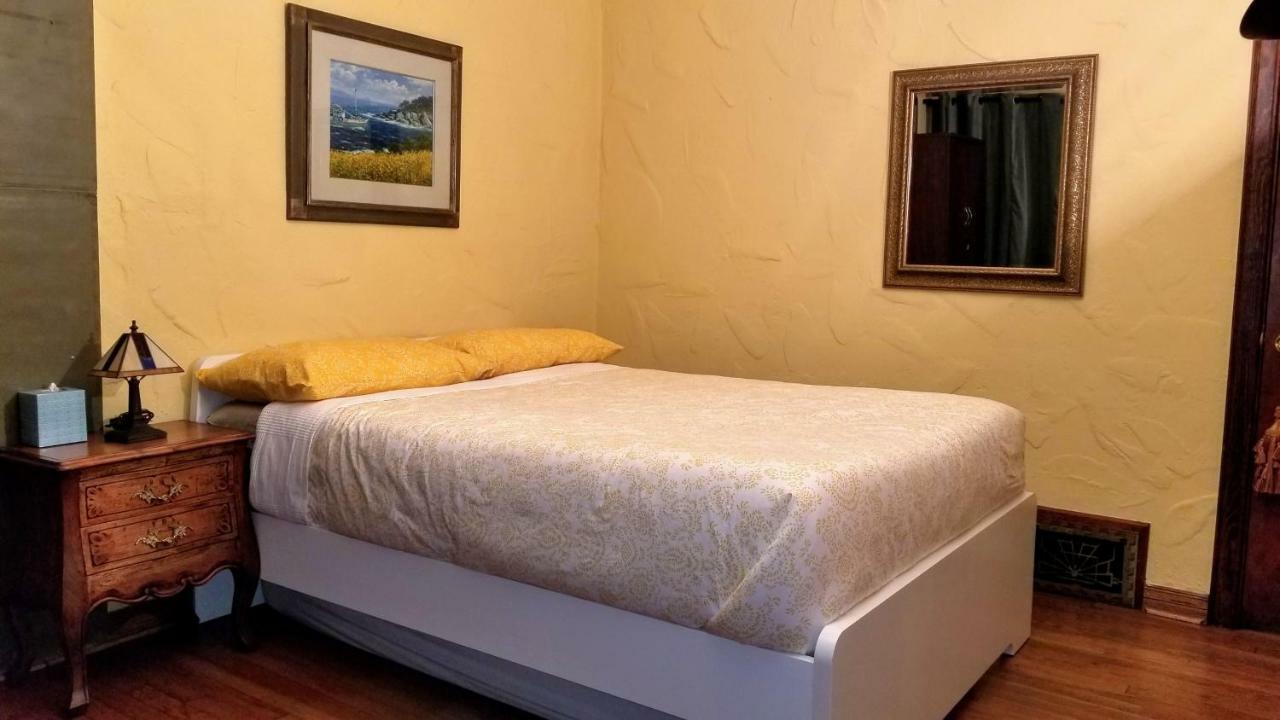 Westchester Place Homestay Los Angeles