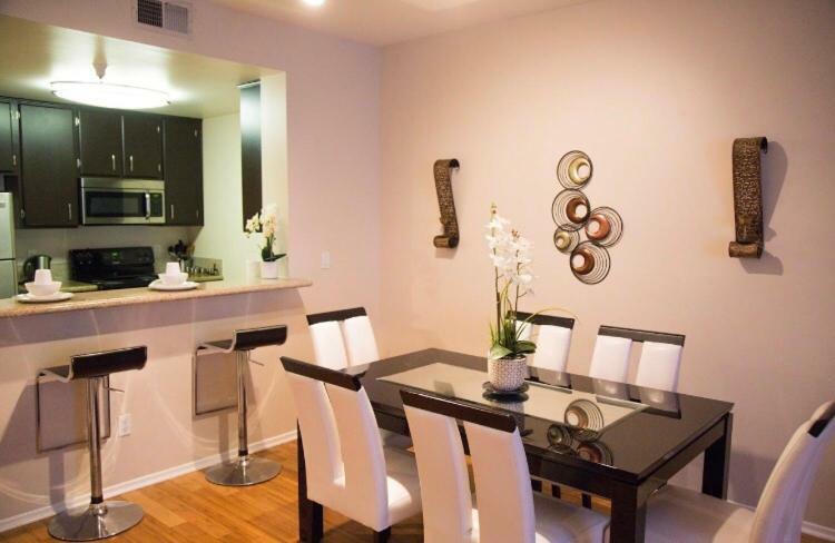 Spacious Hollywood 2br Near Dolby Theater
