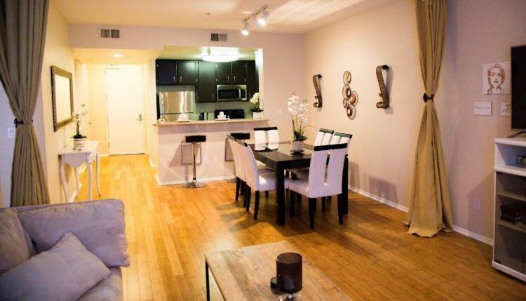 Spacious Hollywood 2br Near Dolby Theater Apartamento