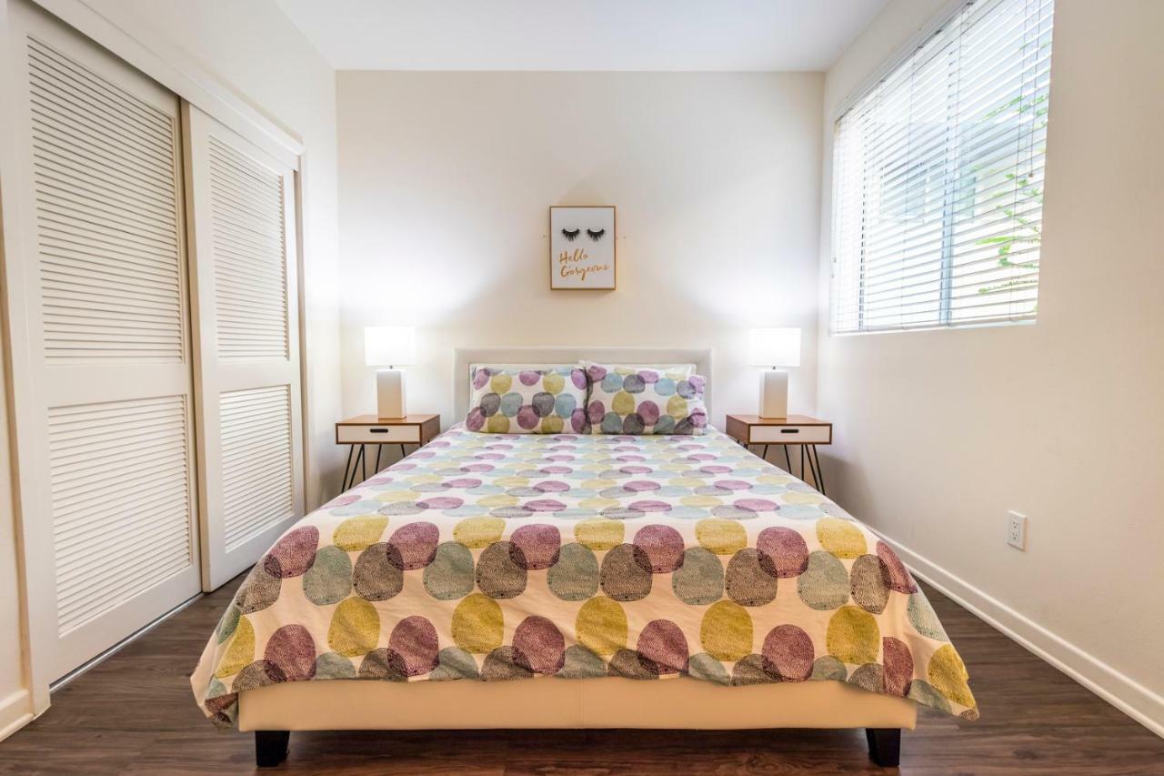 Apartment Fantastic 2bd 2bt 5 Minutes Walking From The Beach! Los Angeles