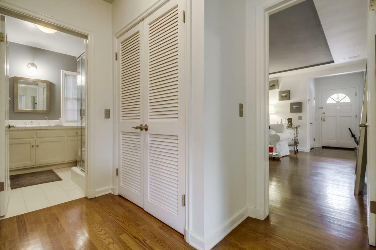 A Touch Of Cape Cod In West Hollywood Los Angeles
