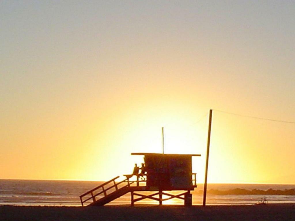 Breathtaking In The Heart Of Marina Del Rey/ Venice *