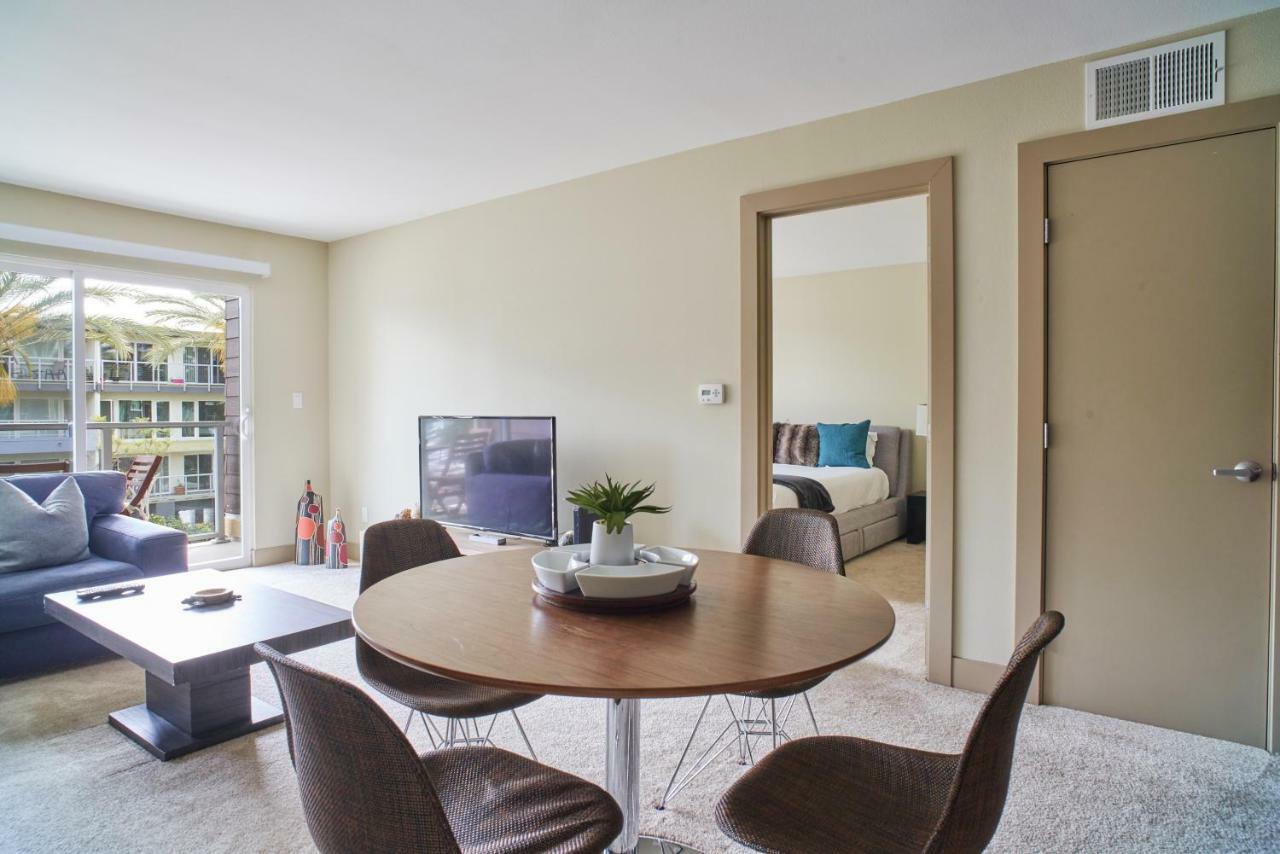 Breathtaking In The Heart Of Marina Del Rey/ Venice Los Angeles