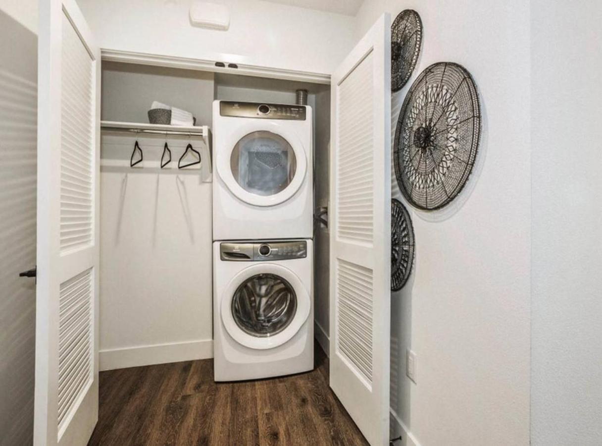 Marina Del Rey Style I Free Parking Apartment