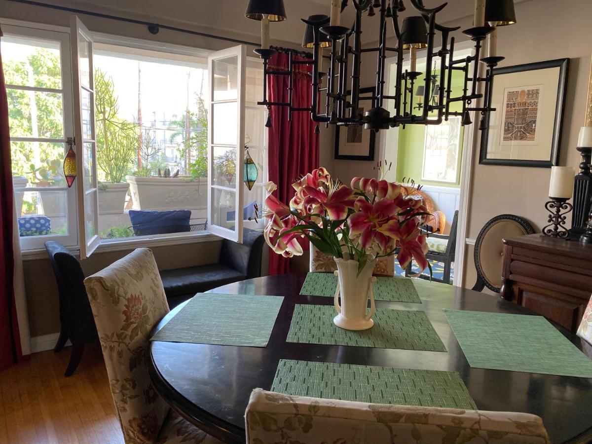5-star Beverlyhills Homestay