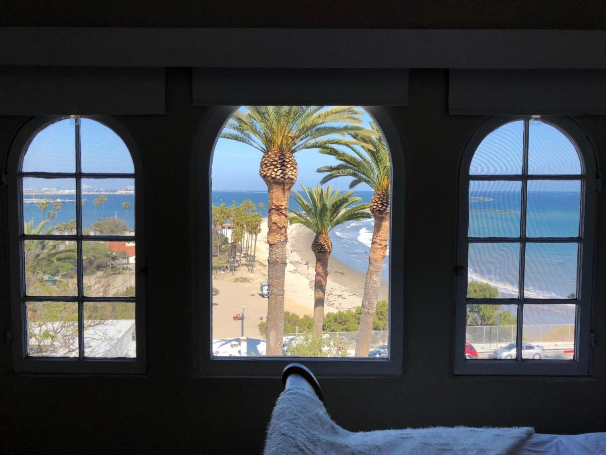 The Riviera Apartment