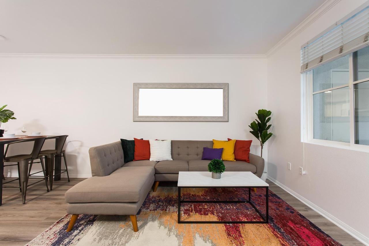 La Premium Suites Aparthotel *
